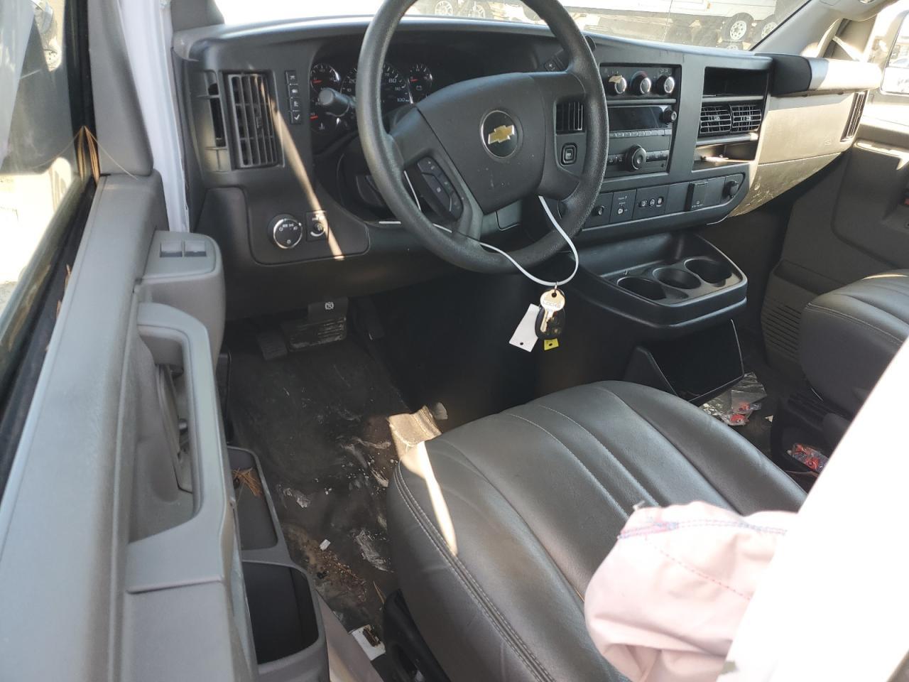 2019 Chevrolet Express G3500 - zdjęcie 8