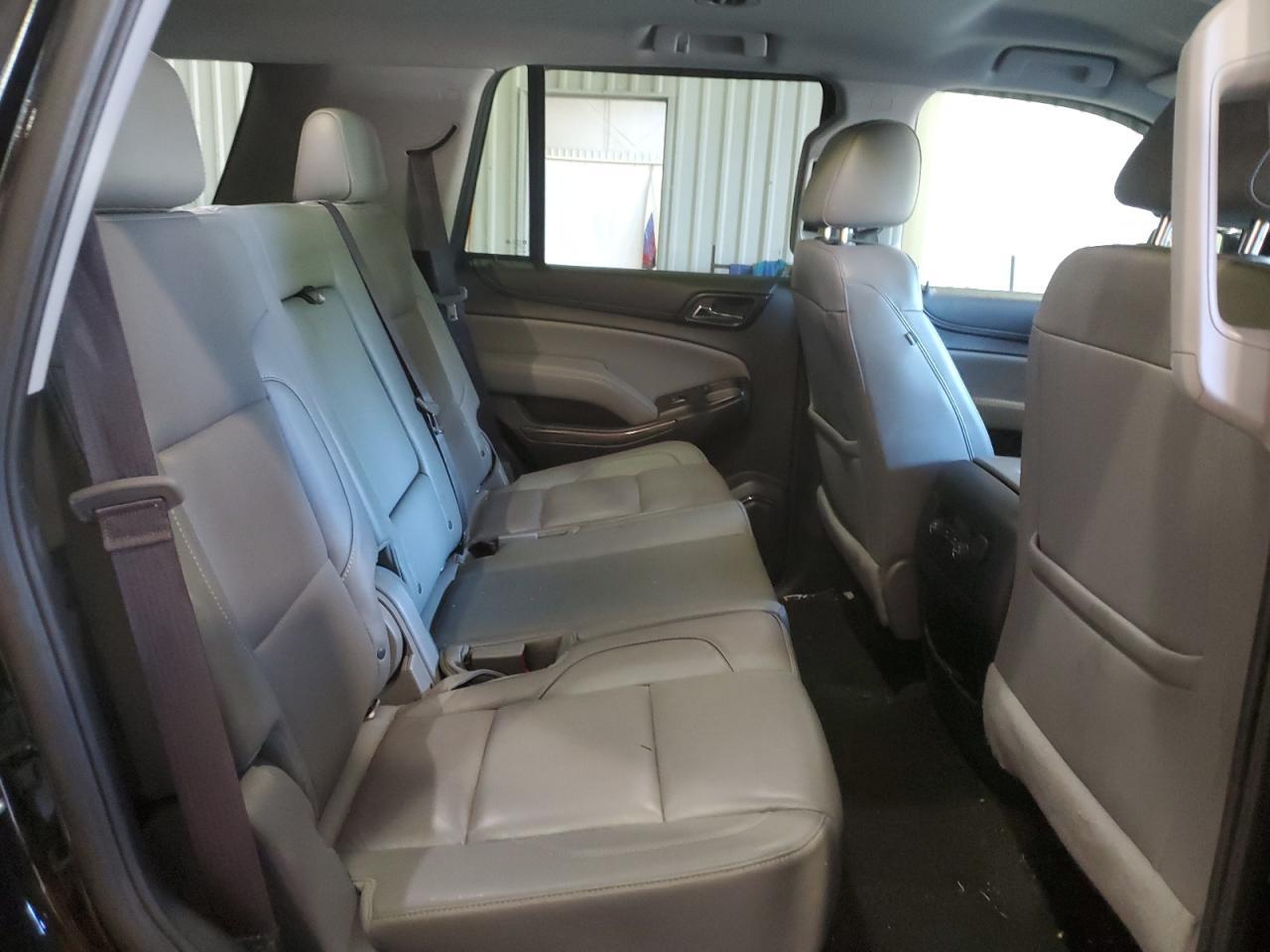 2017 Chevrolet Tahoe C1500 Lt - zdjęcie 11