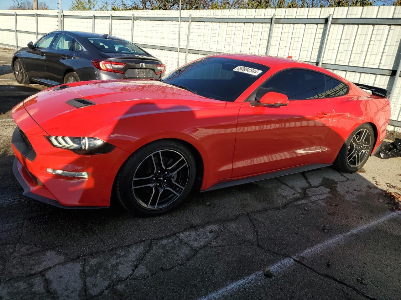 2020 Ford Mustang - zdjęcie główne