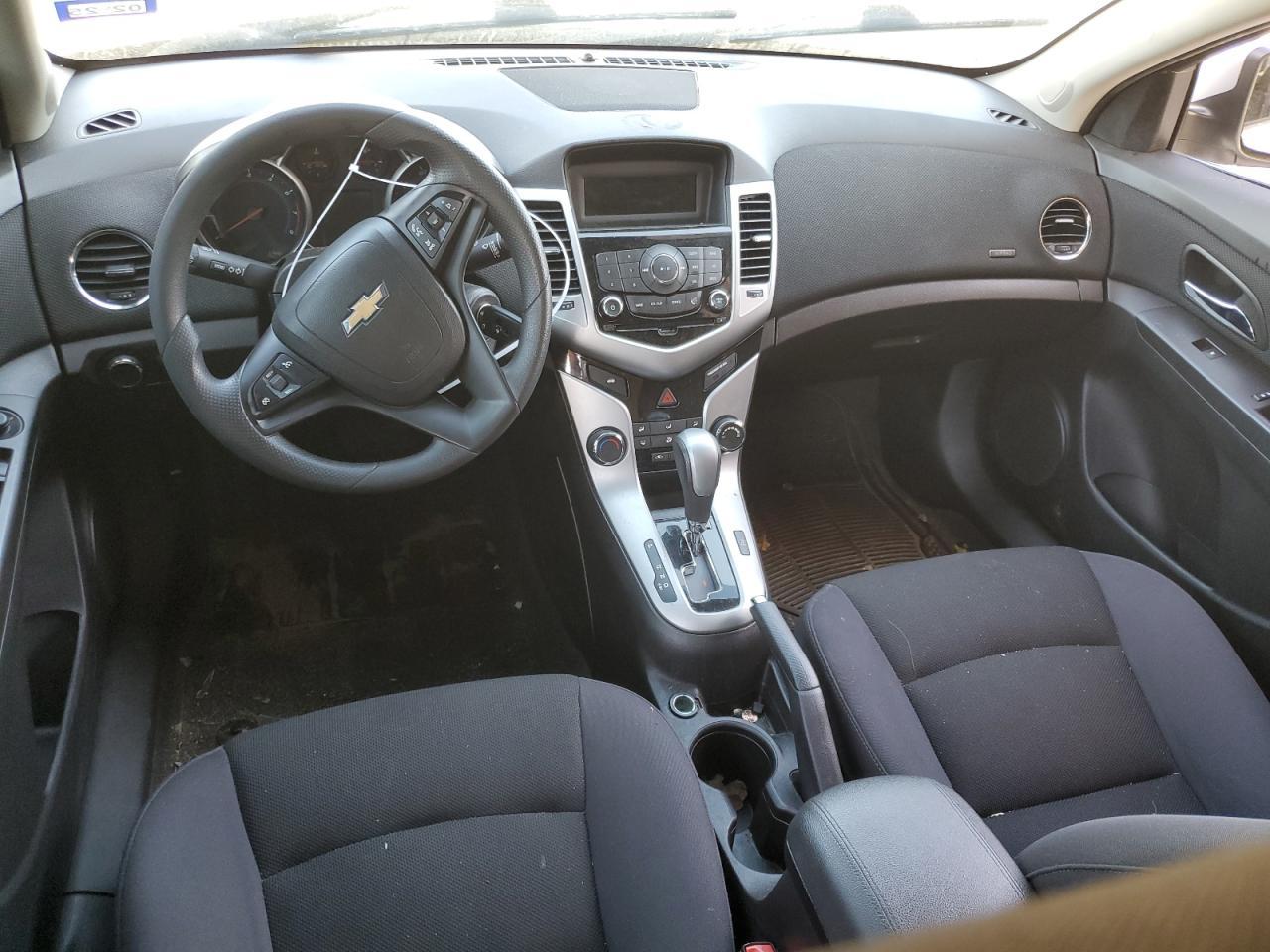 2015 Chevrolet Cruze 4D - zdjęcie 8