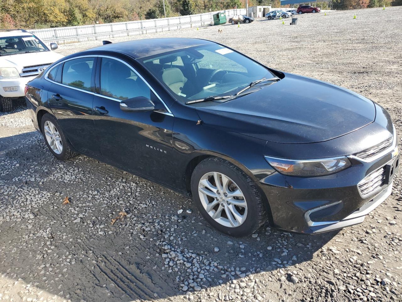 2017 Chevrolet Malibu Lt - zdjęcie 4