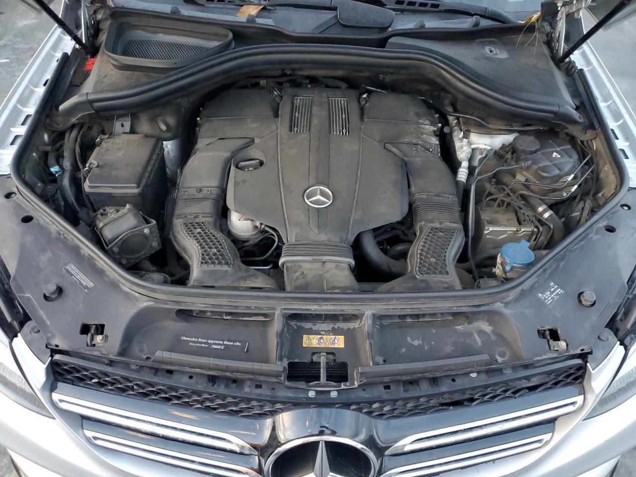 2016 Mercedes-Benz GLE - zdjęcie 12