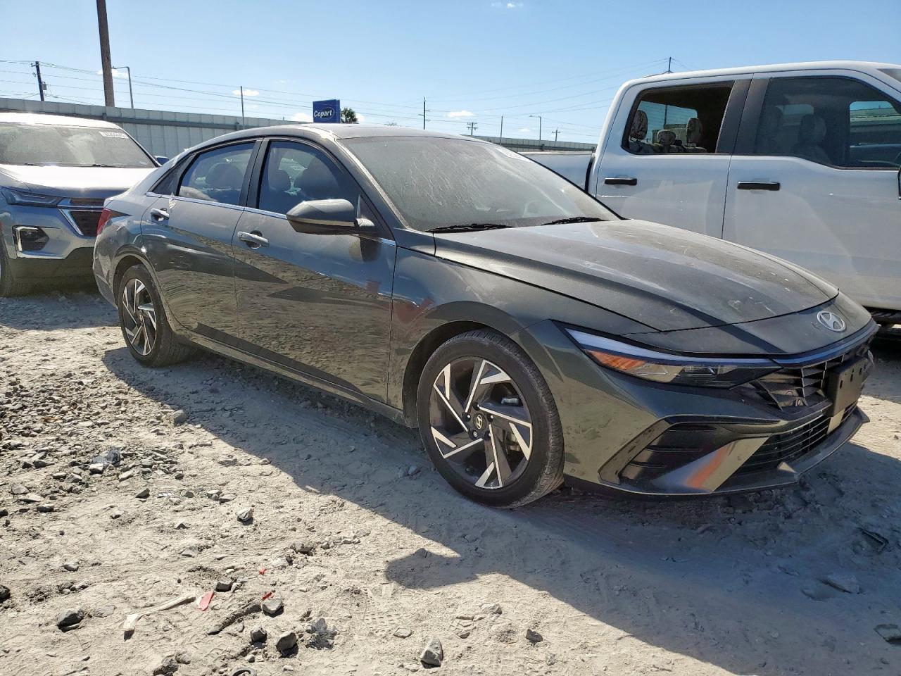 2024 Hyundai Elantra Sel - zdjęcie 4