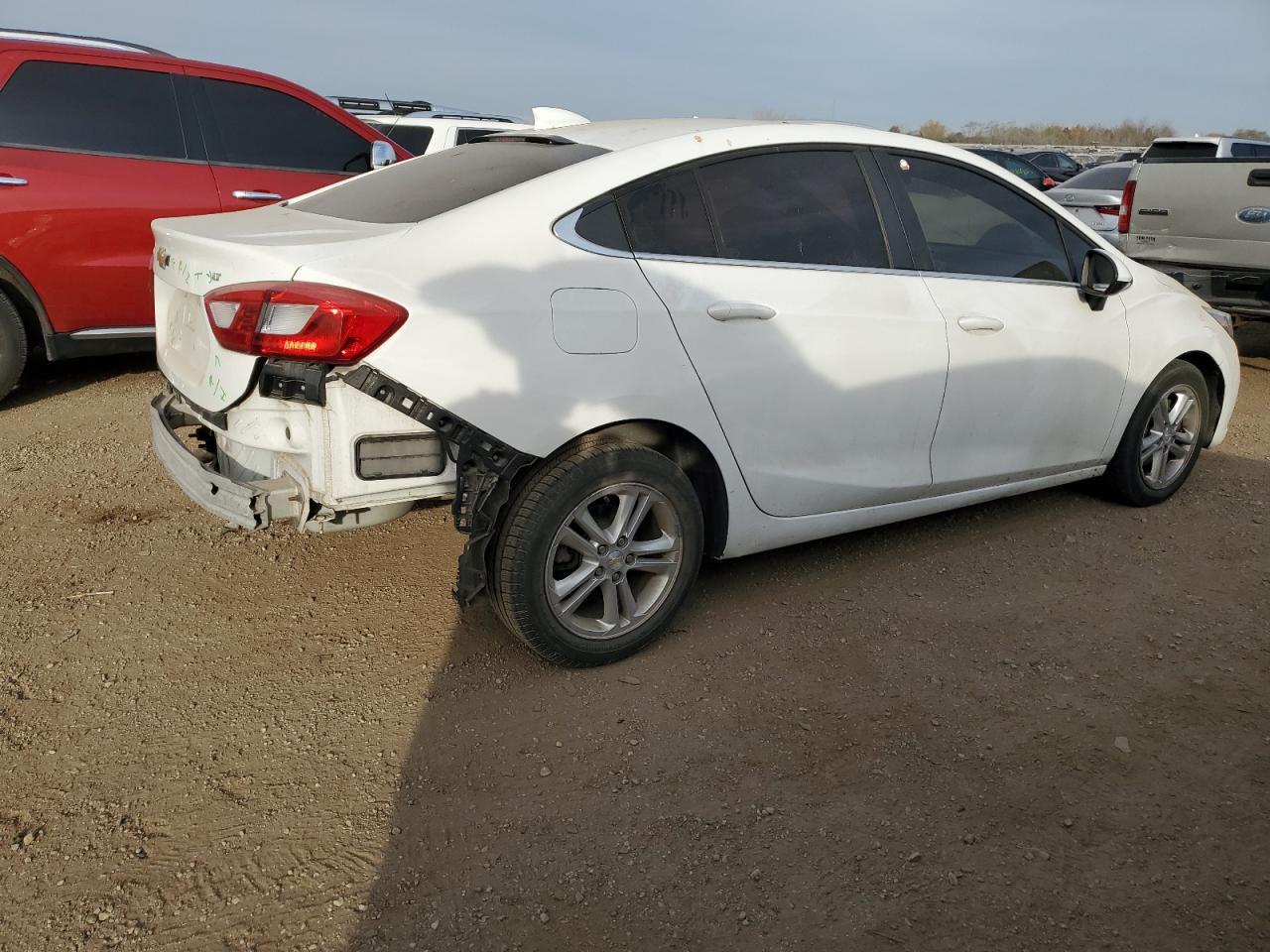 2018 Chevrolet Cruze - zdjęcie 3