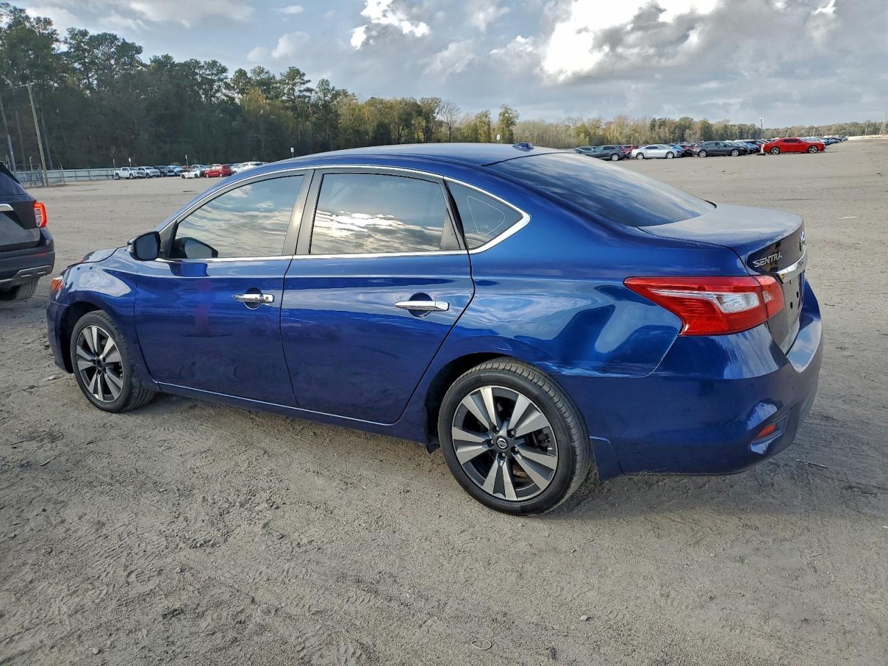 2016 Nissan Sentra - zdjęcie 2