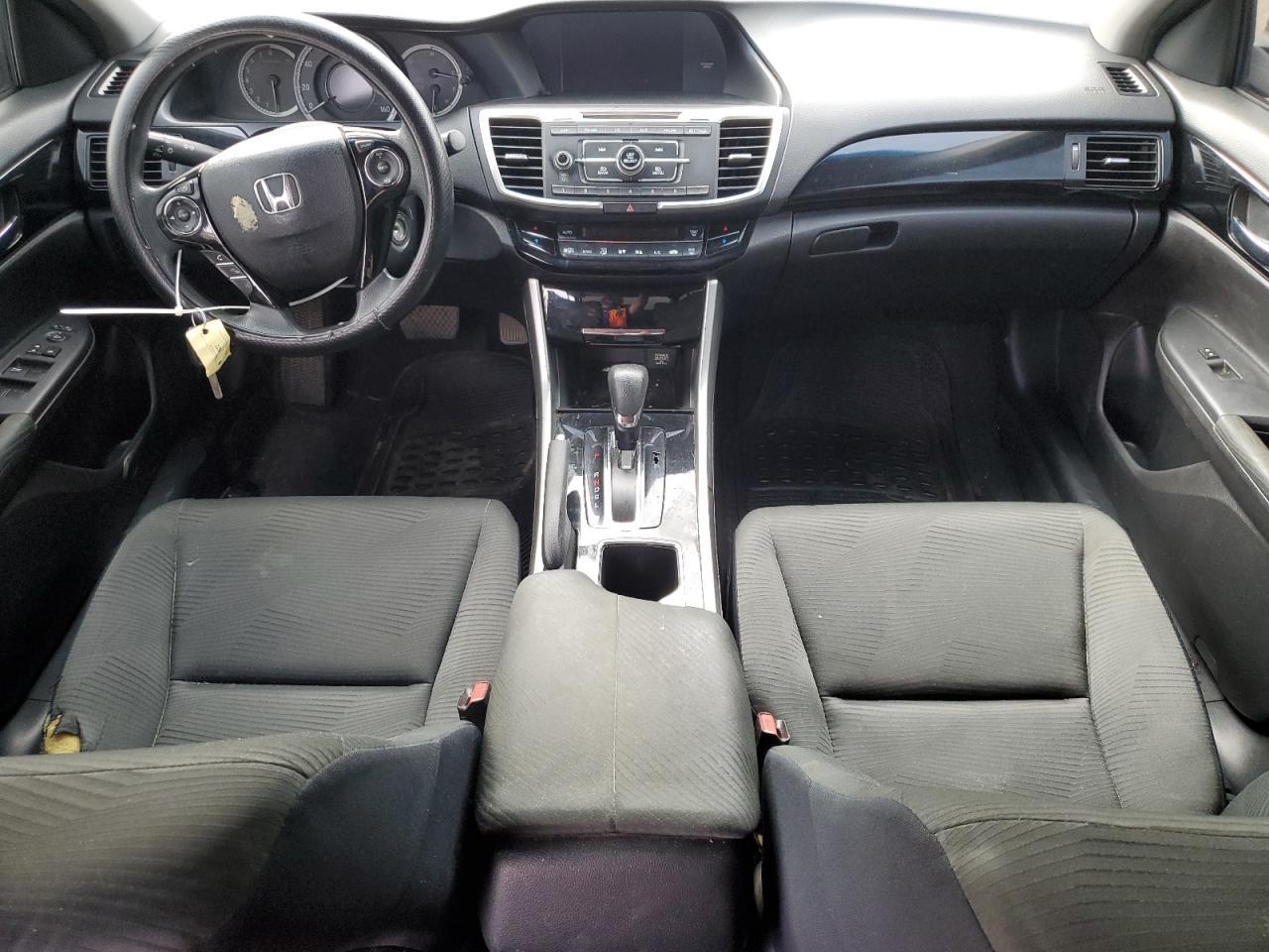 2017 Honda Accord - zdjęcie 8
