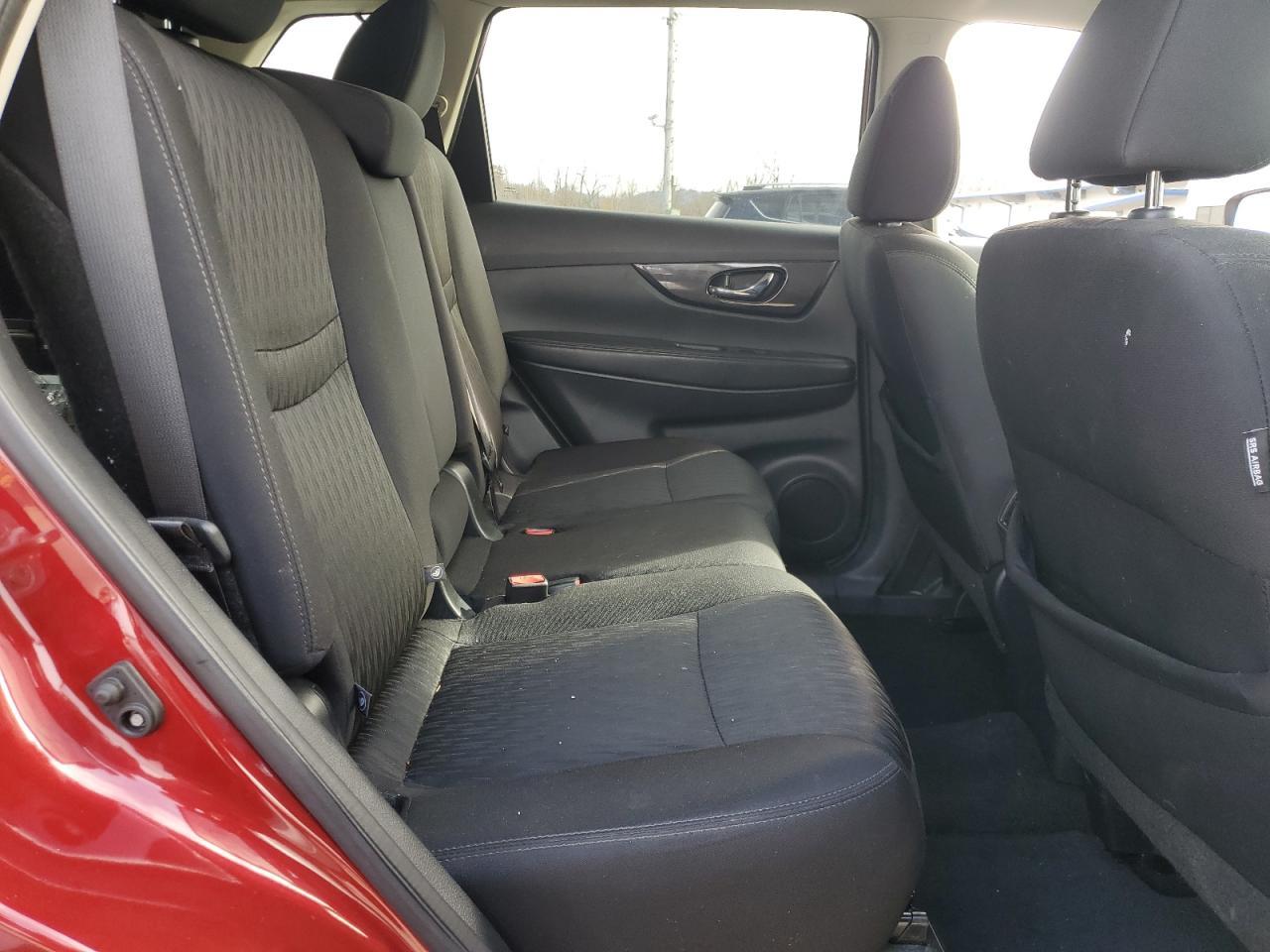 2018 Nissan Rogue - zdjęcie 11