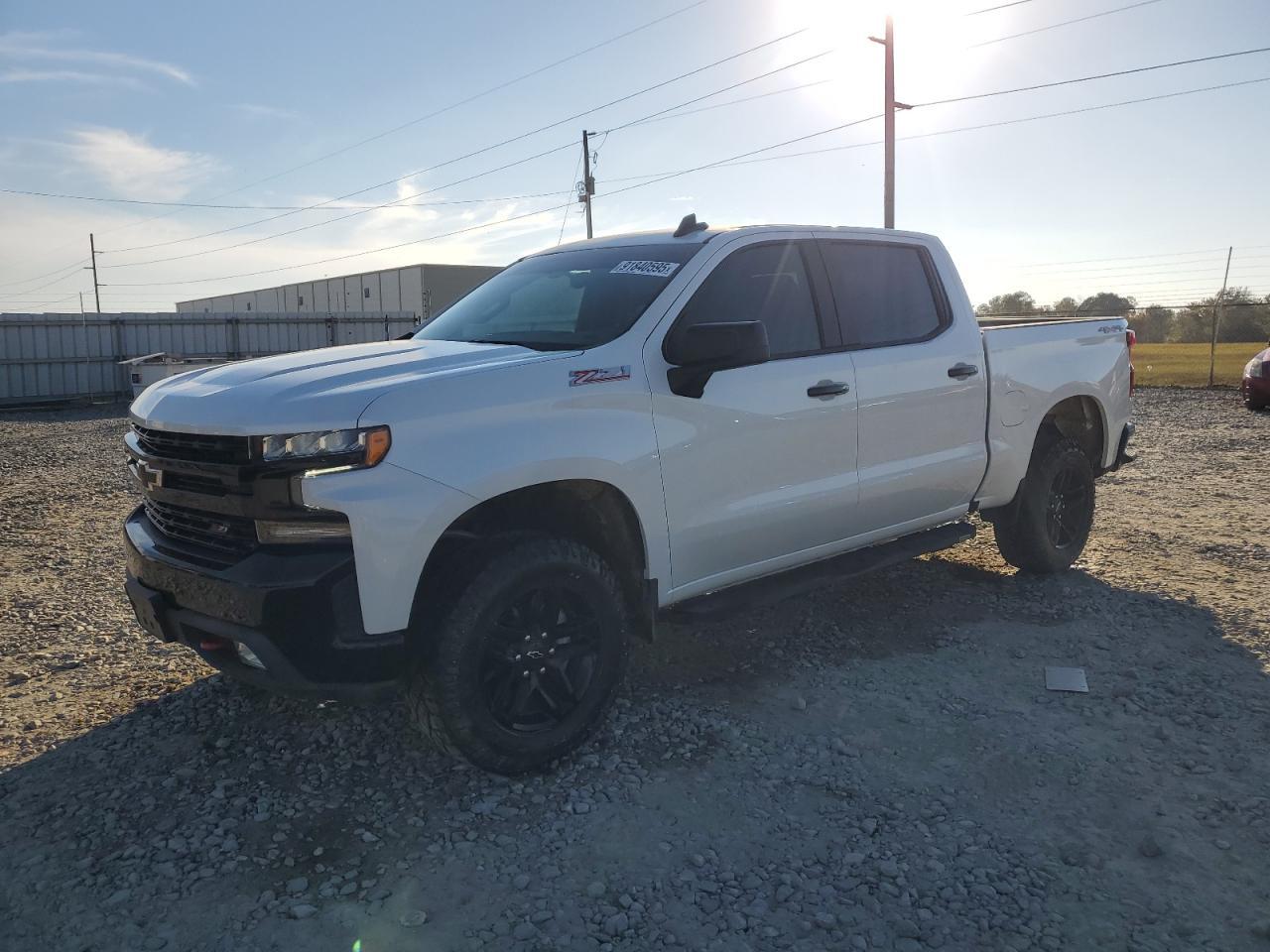 2021 Chevrolet Silverado K1500 Lt Trail Boss - zdjęcie główne