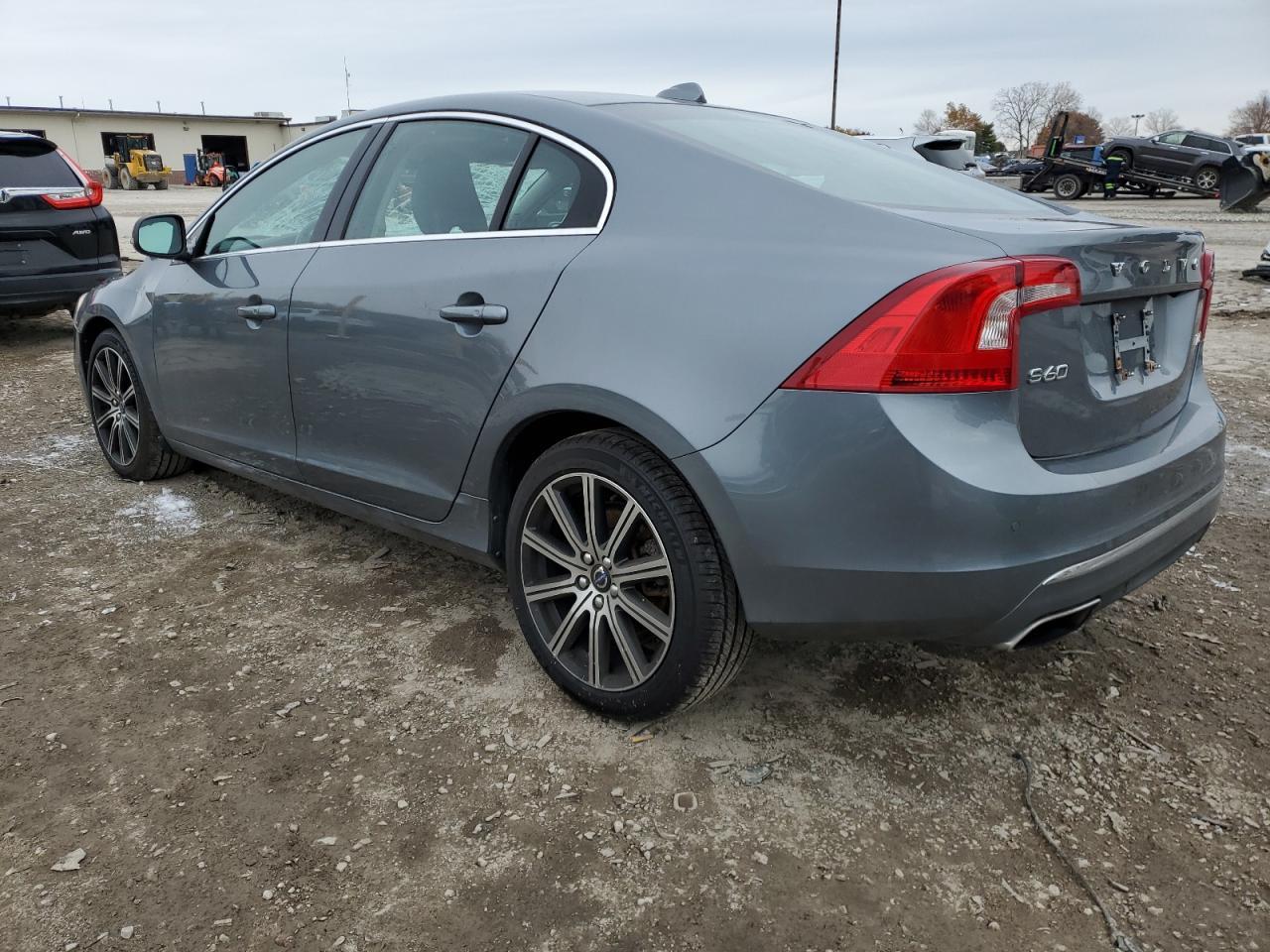 Volvo S60 - zdjęcie 2