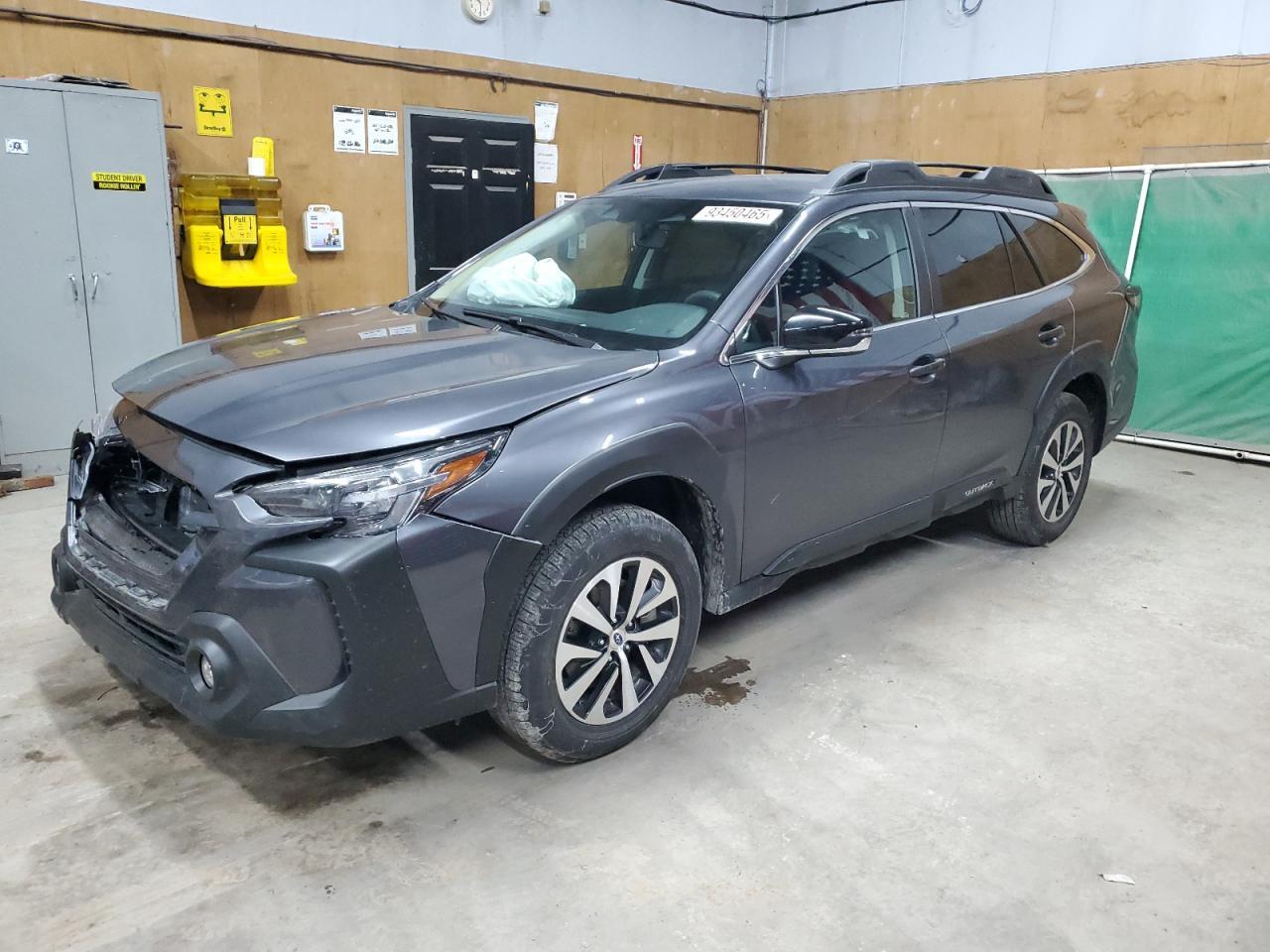 2025 Subaru Outback Premium - zdjęcie główne