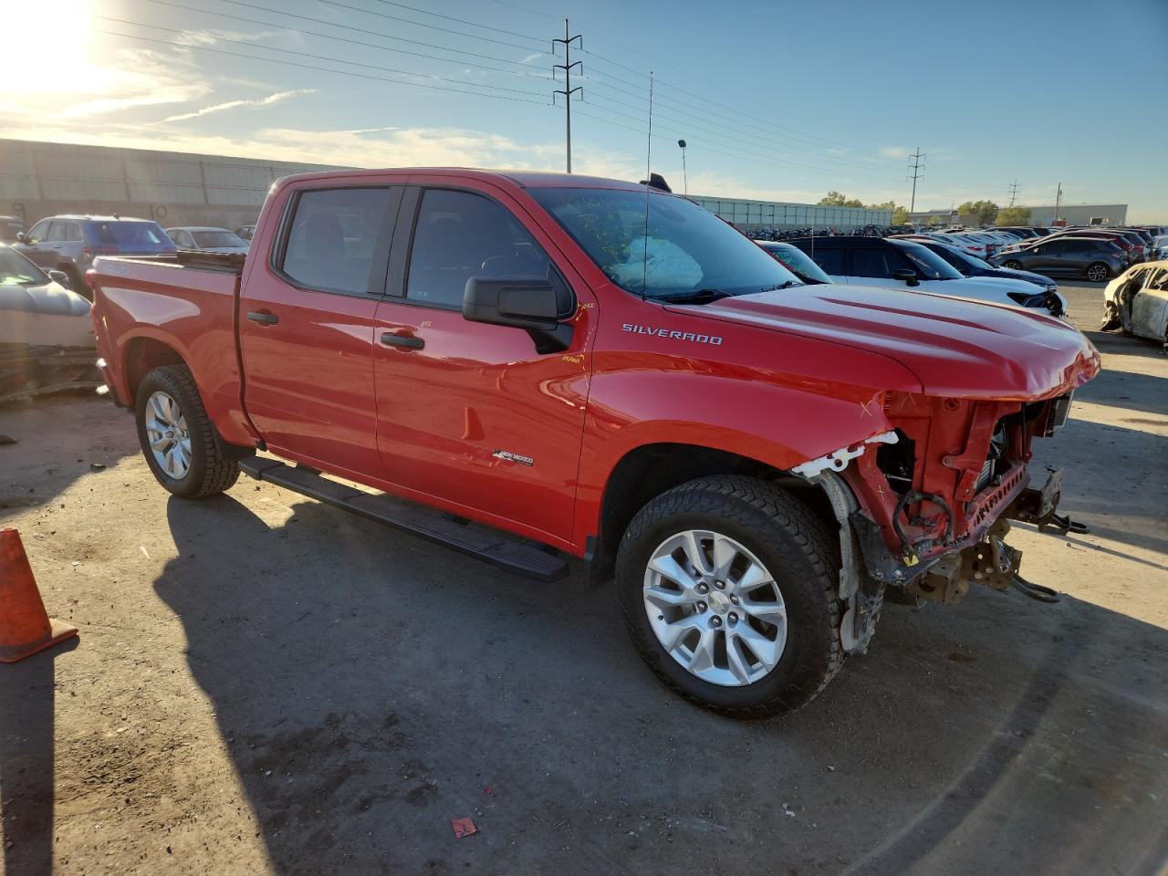 2022 Chevrolet Silverado K1500 Custom - zdjęcie 4