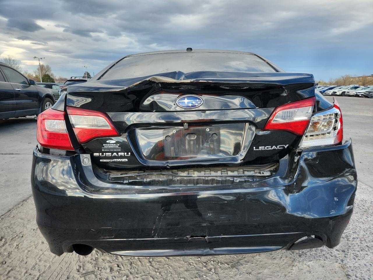 2015 Subaru Legacy - zdjęcie 6