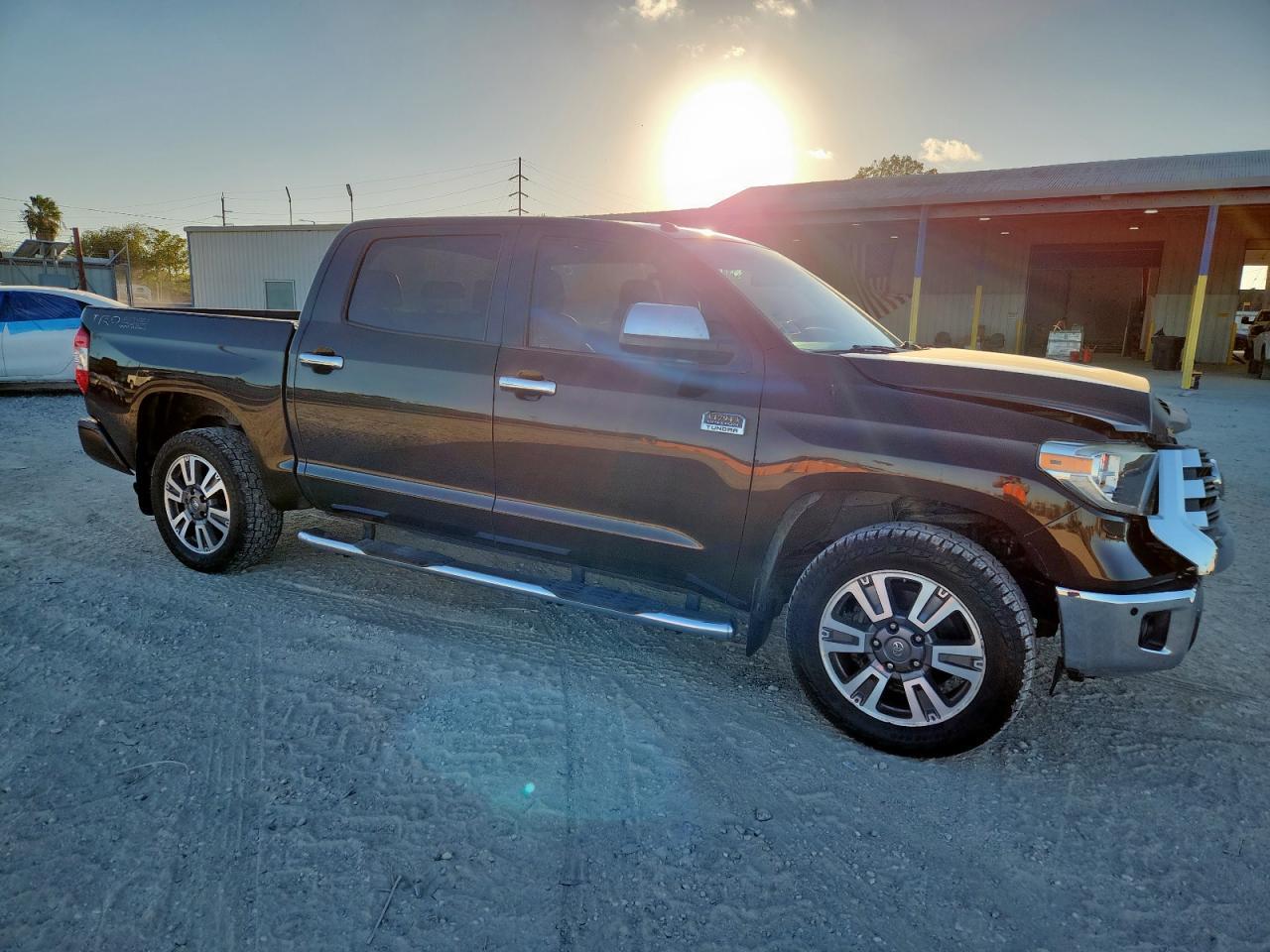 2019 Toyota Tundra - zdjęcie 4