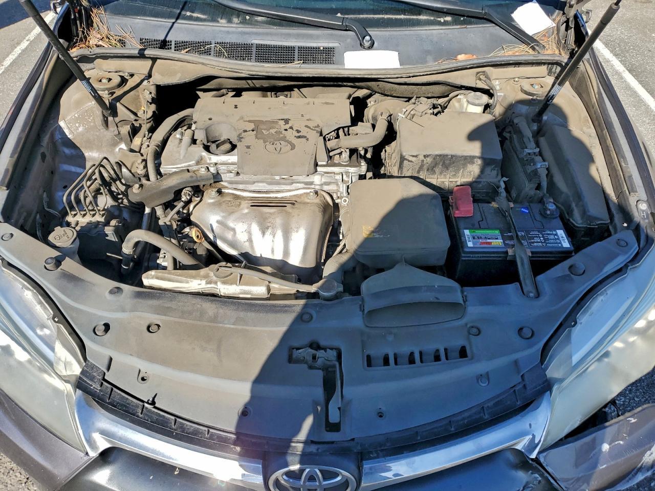 2017 Toyota Camry Le - zdjęcie 11