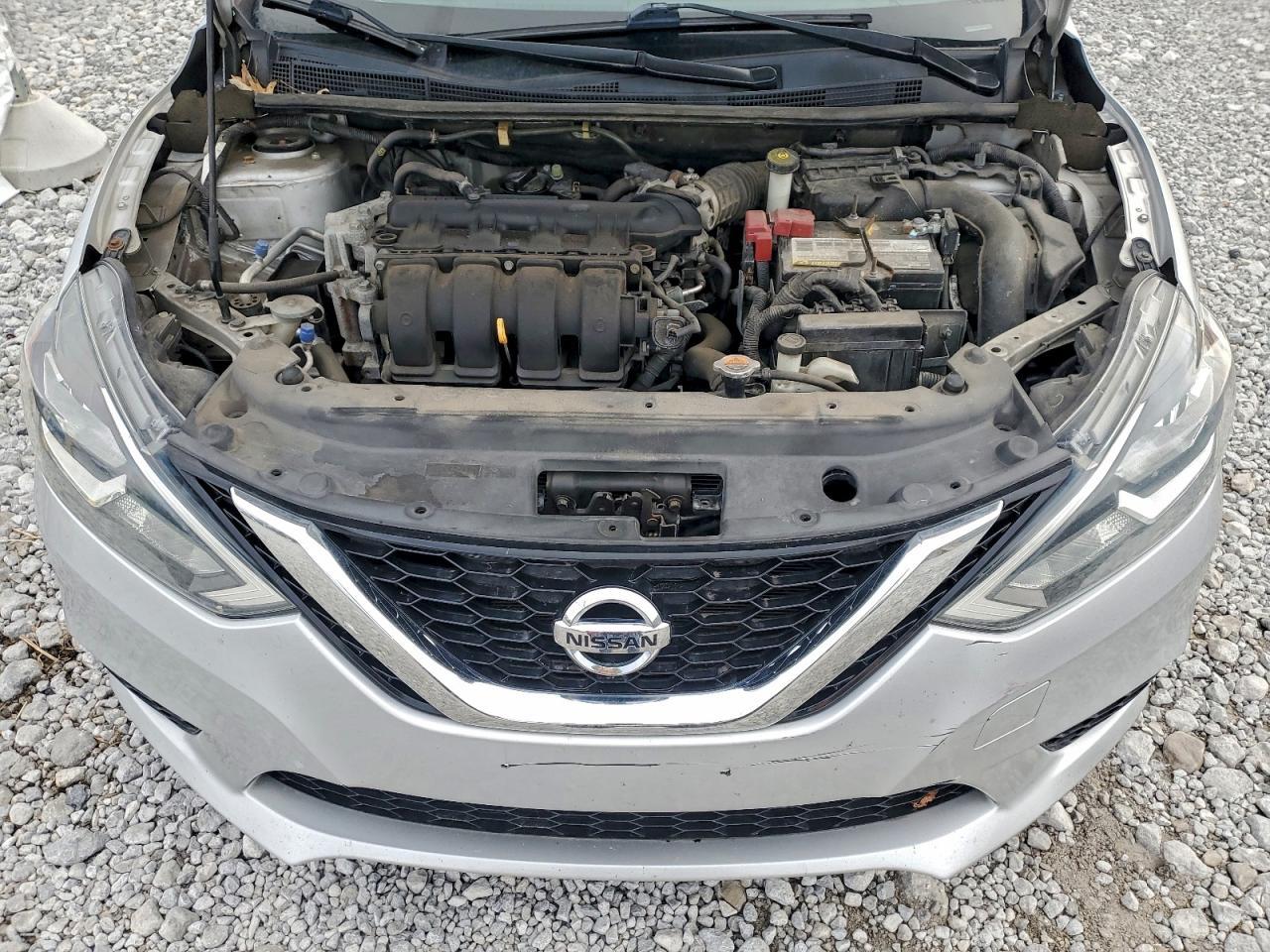 2017 Nissan Sentra - zdjęcie 11