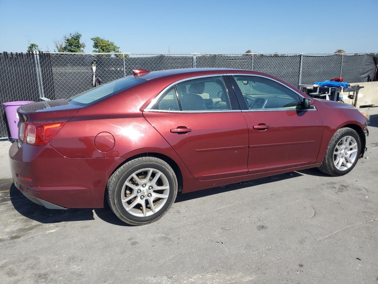 2016 Chevrolet Malibu - zdjęcie 3
