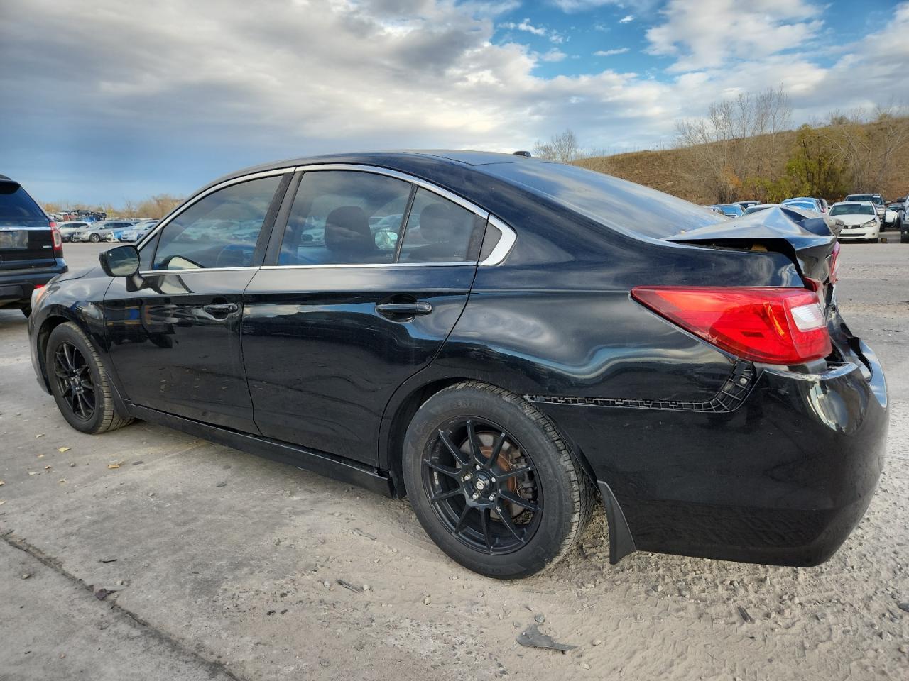 2015 Subaru Legacy - zdjęcie 2