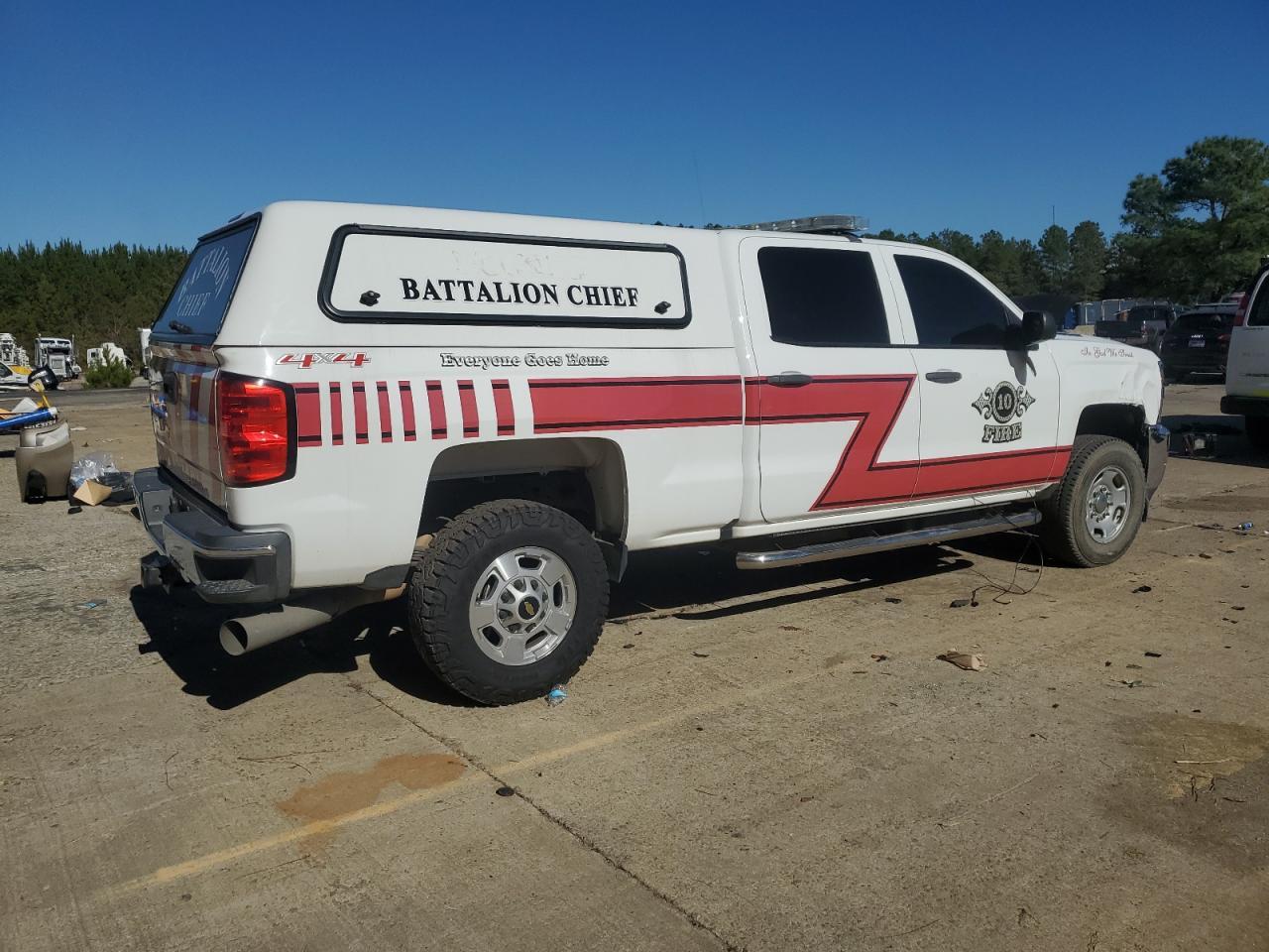 2016 Chevrolet Silverado K2500 Heavy Duty - zdjęcie 3