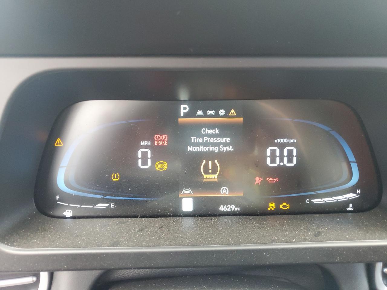 2025 Hyundai Elantra - zdjęcie 9