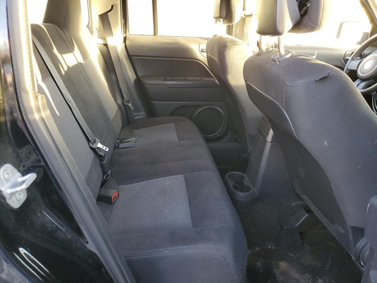 2014 Jeep Patriot Sport - zdjęcie 10