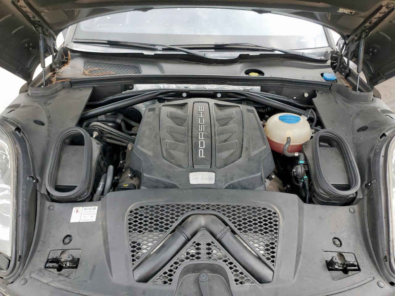 2016 Porsche Macan - zdjęcie 12