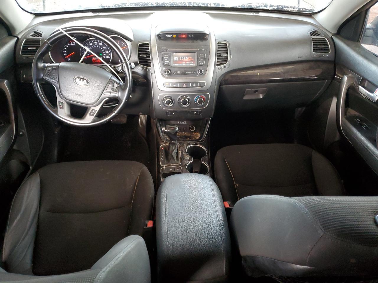2014 Kia Sorento - zdjęcie 8