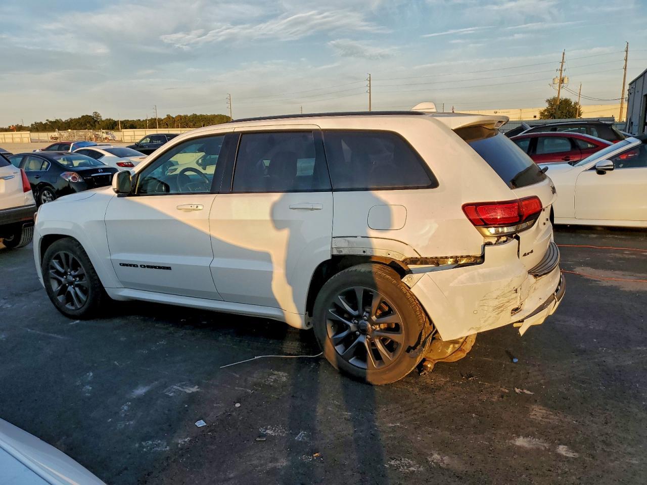 2019 Jeep Grand Cherokee - zdjęcie 2