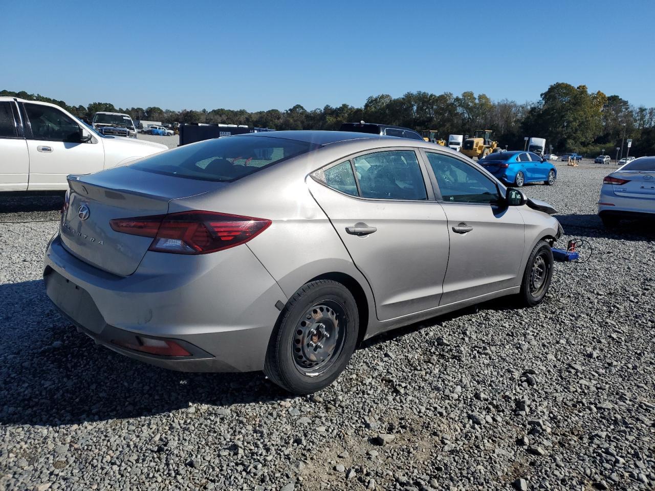 2020 Hyundai Elantra Se - zdjęcie 3