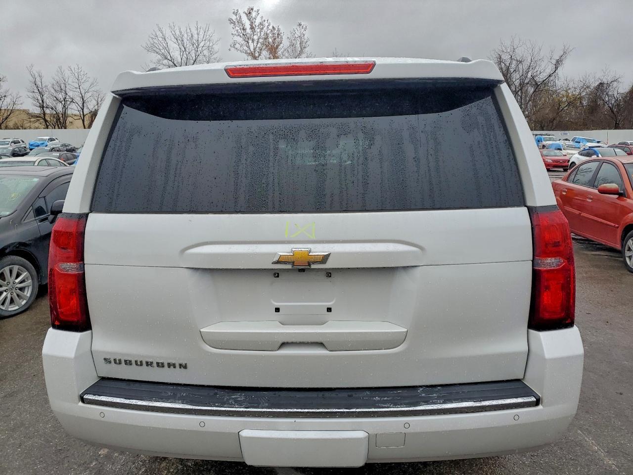2016 Chevrolet Suburban K1500 Ltz - zdjęcie 6