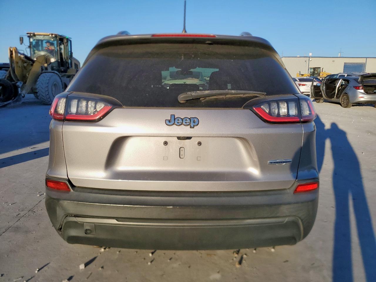 2019 Jeep Cherokee - zdjęcie 6