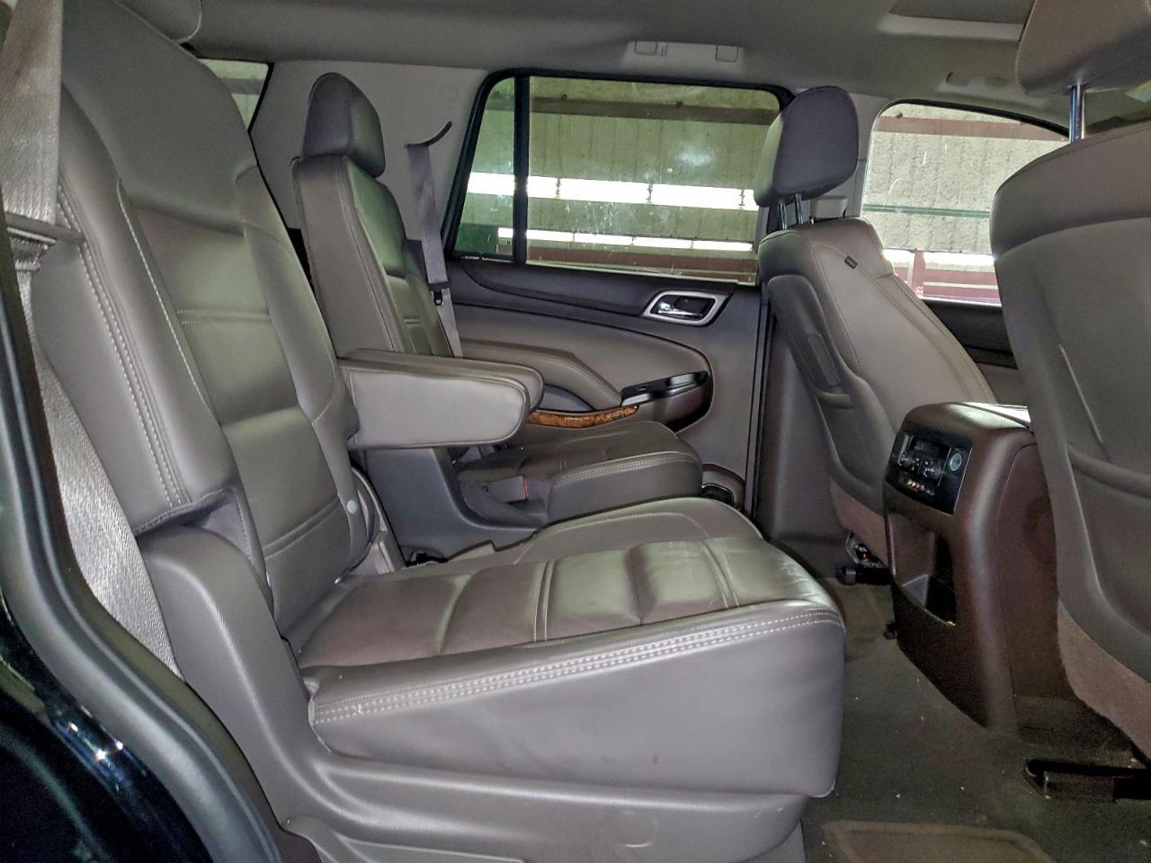 2015 GMC Yukon Denali - zdjęcie 11