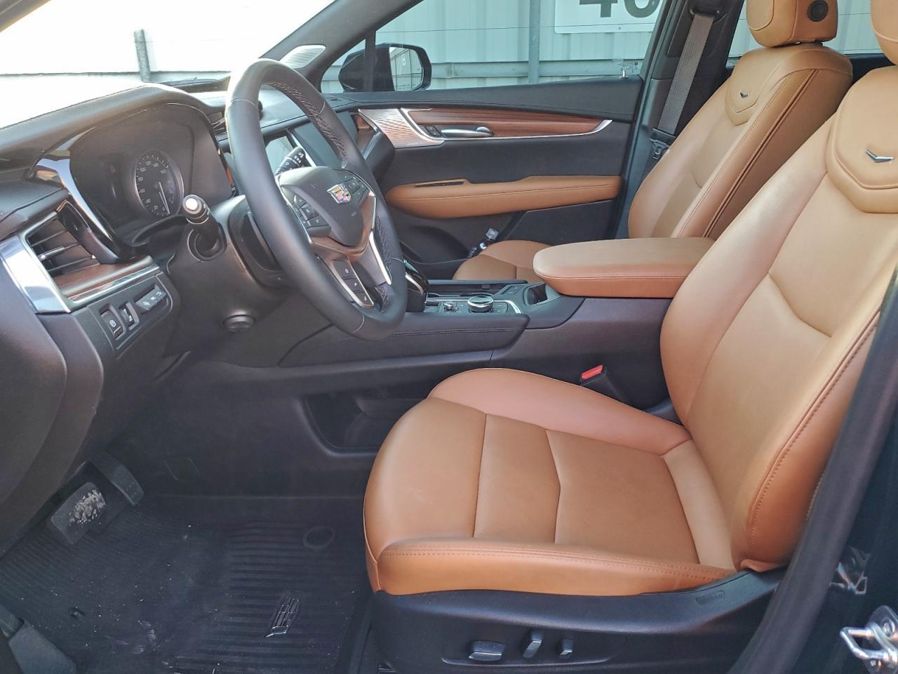 2025 Cadillac XT5 - zdjęcie 7