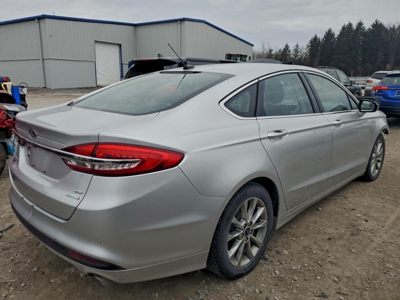 2017 Ford Fusion - zdjęcie 3