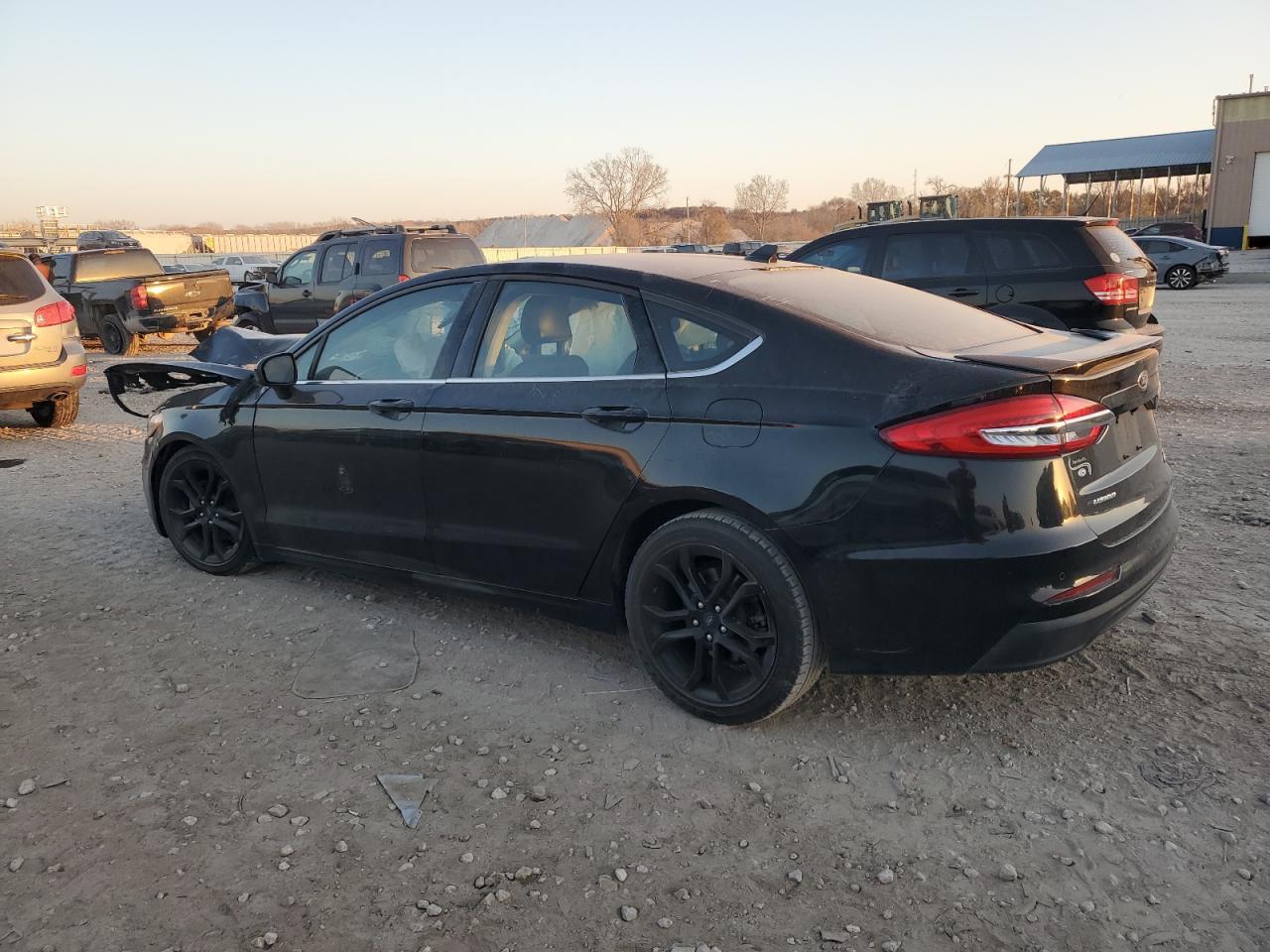 2019 Ford Fusion Se - zdjęcie 2
