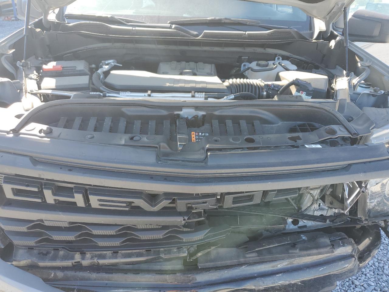 2024 Chevrolet Silverado - zdjęcie 11