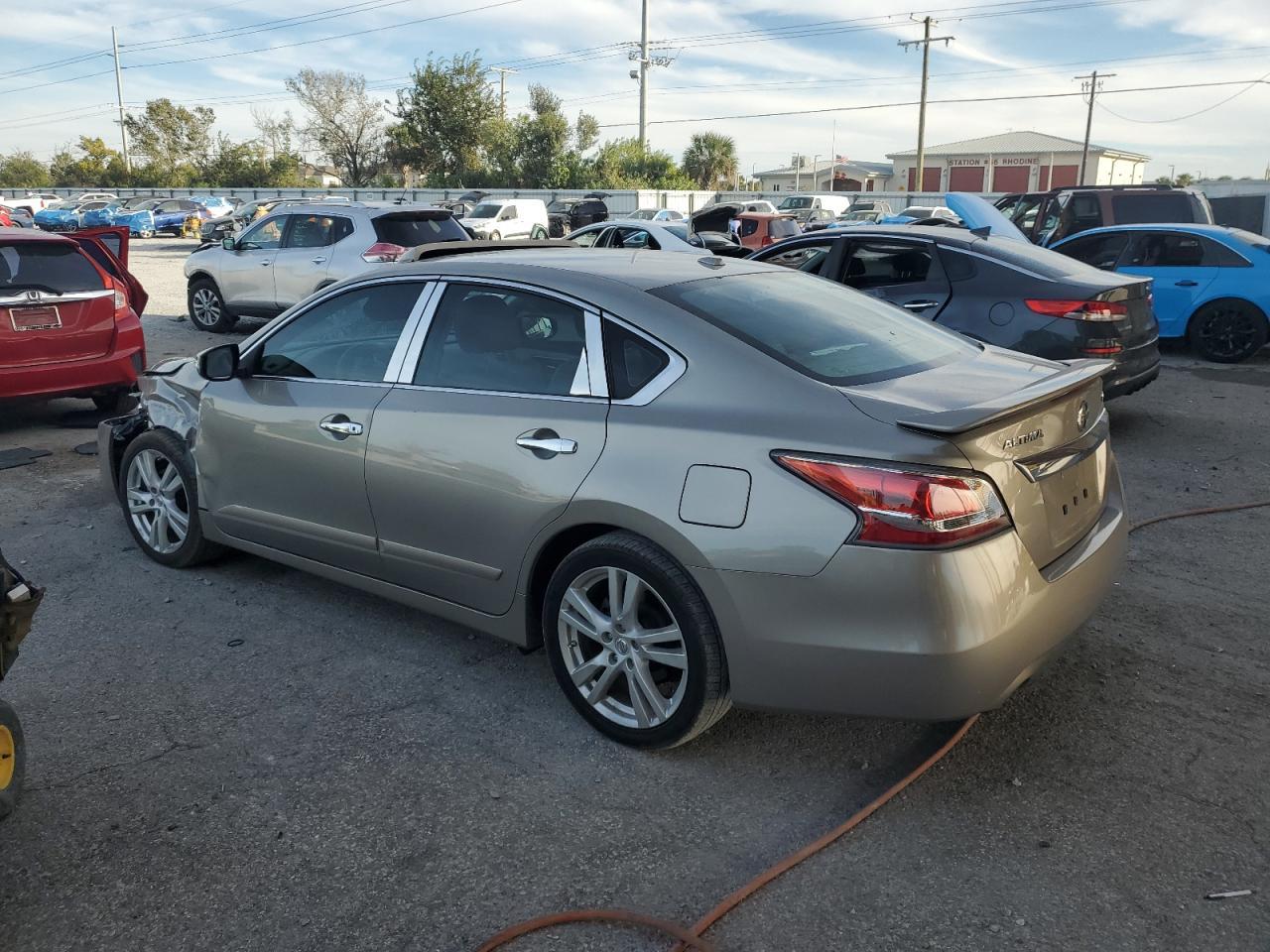 2015 Nissan Altima - zdjęcie 2
