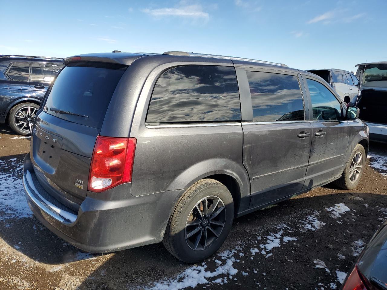 2017 Dodge Caravan - zdjęcie 3