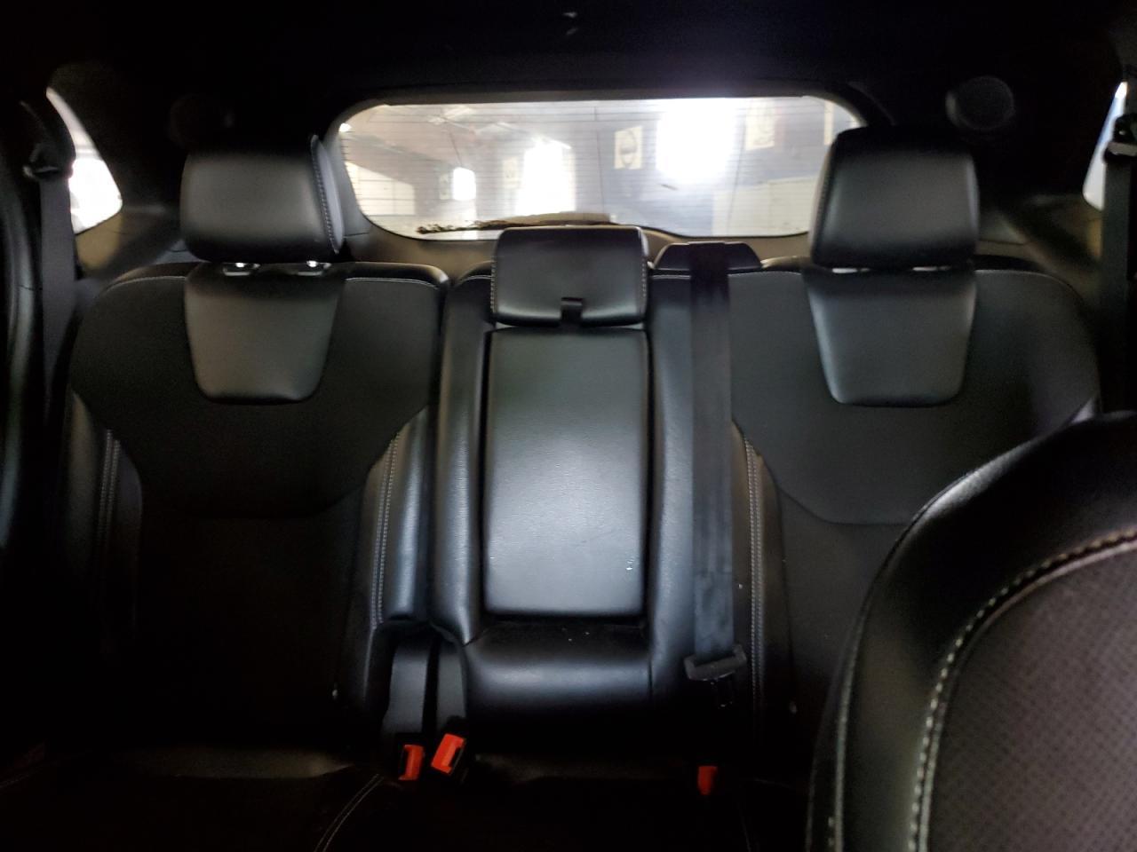 2020 Ford Edge St - zdjęcie 10