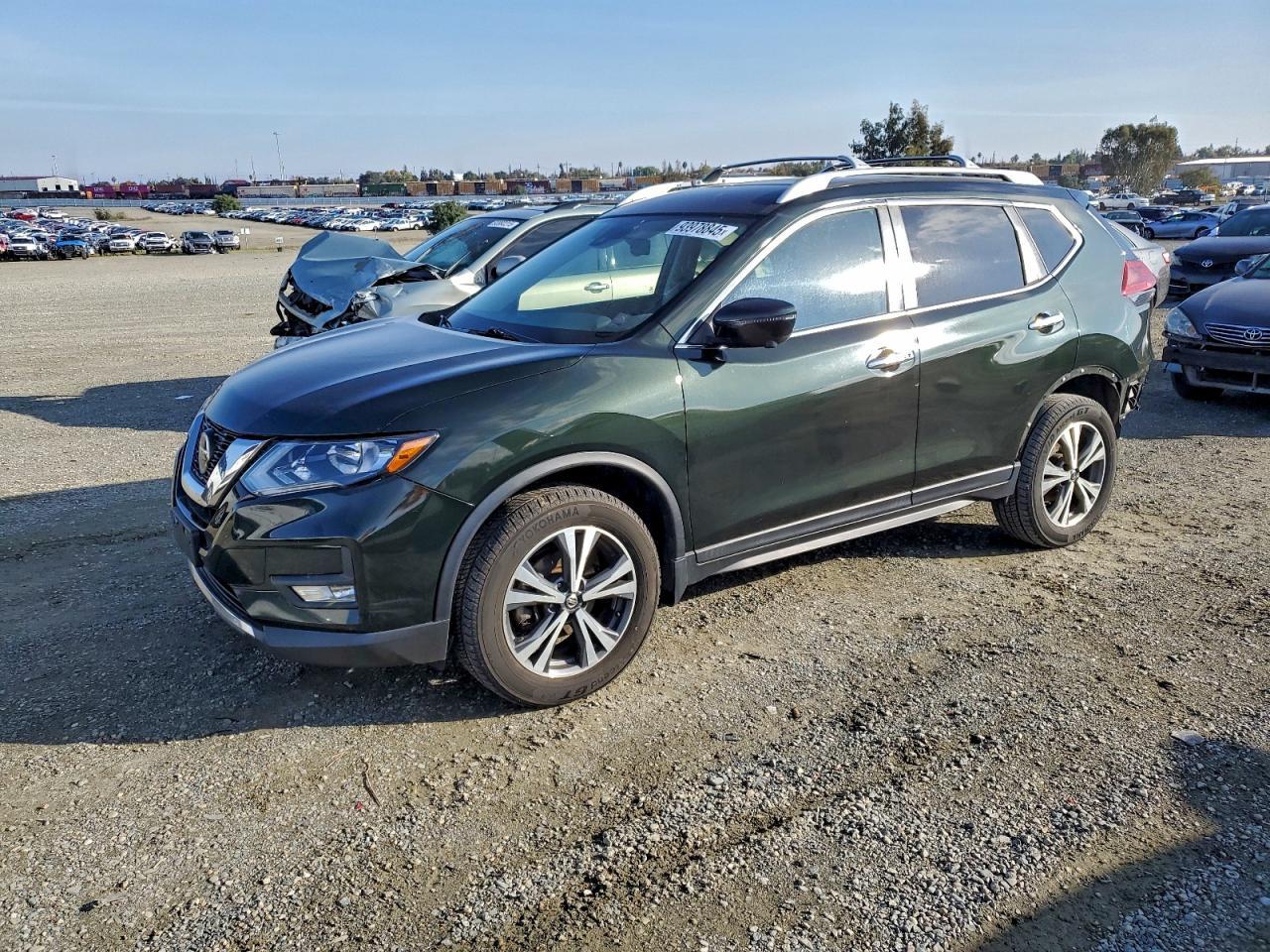 2019 Nissan Rogue - zdjęcie główne