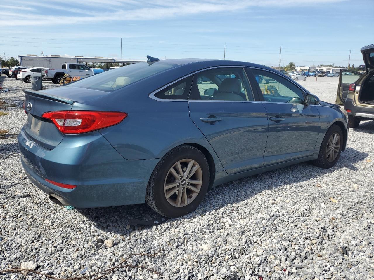 2016 Hyundai Sonata - zdjęcie 3