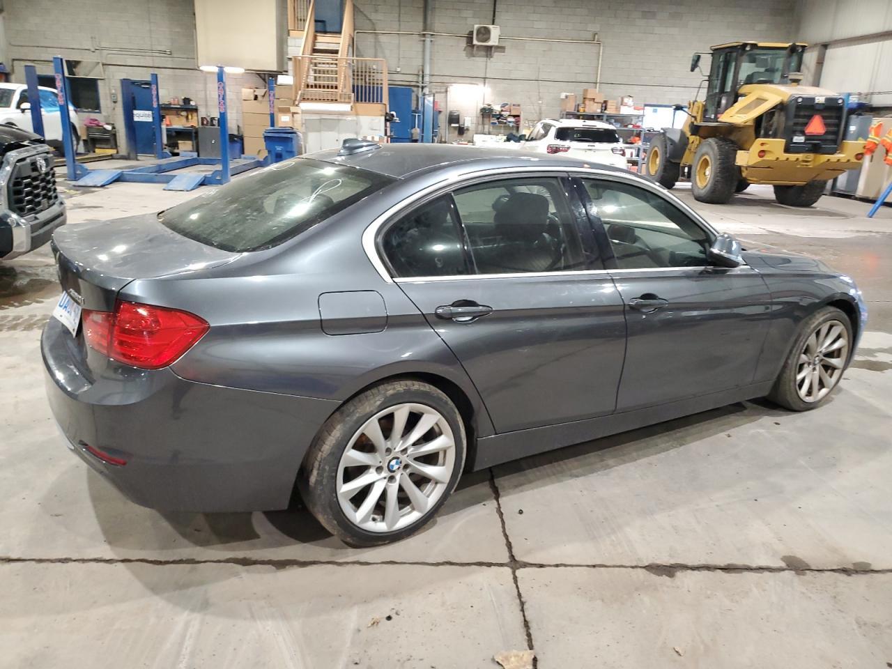 2014 BMW 320 I xDrive - zdjęcie 3
