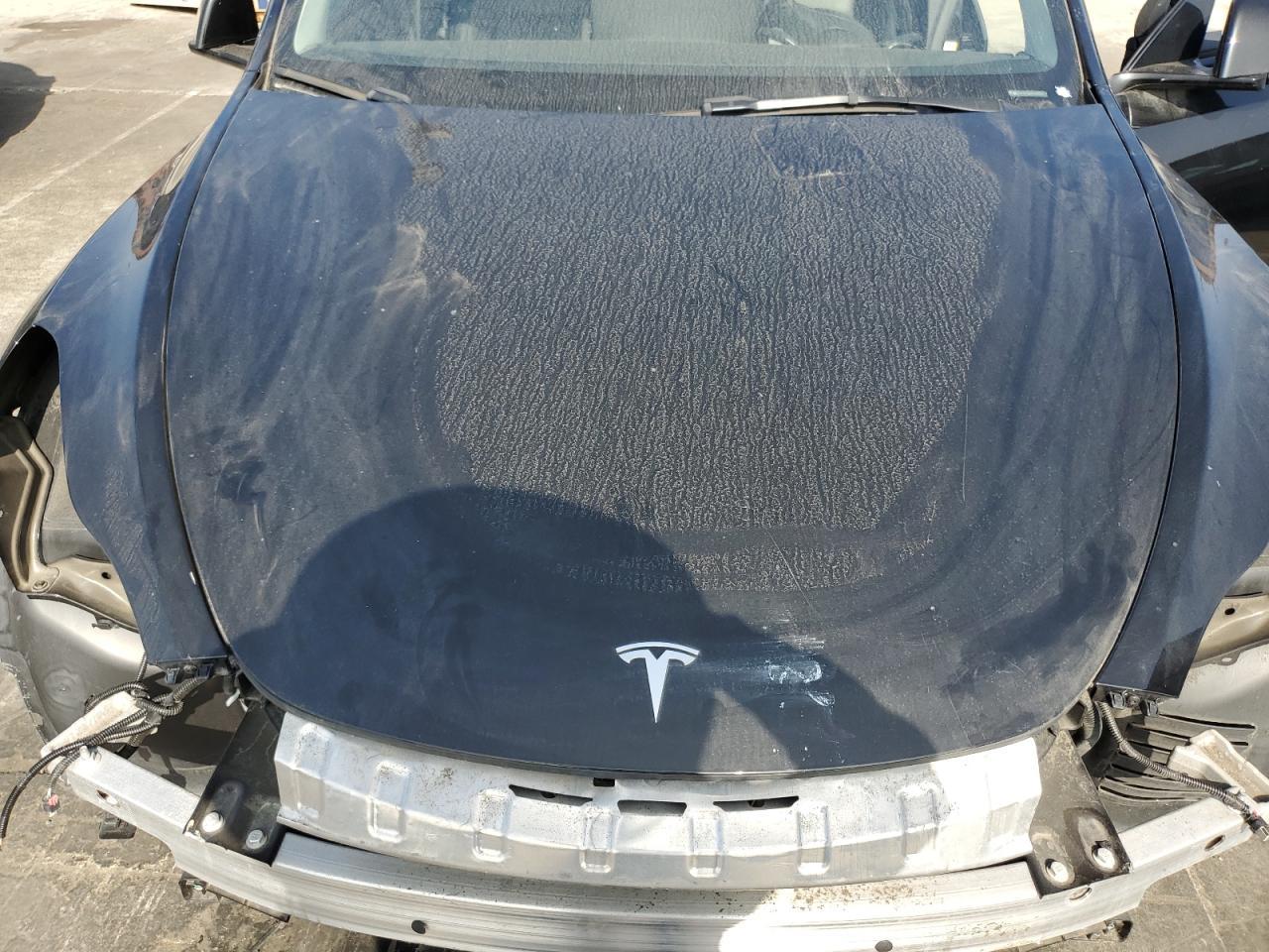 2024 Tesla Y - zdjęcie 12