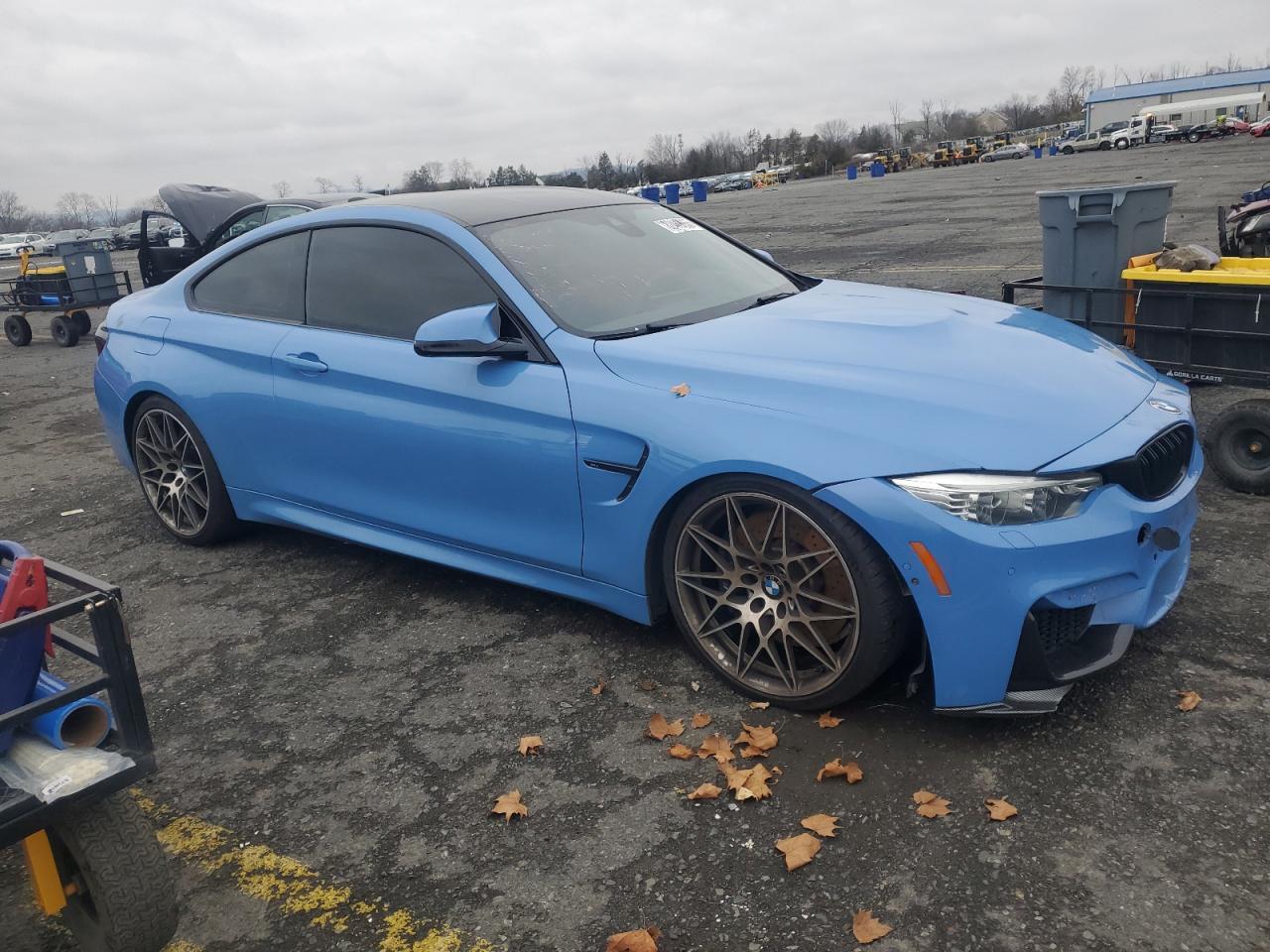 2017 BMW M4 - zdjęcie 4