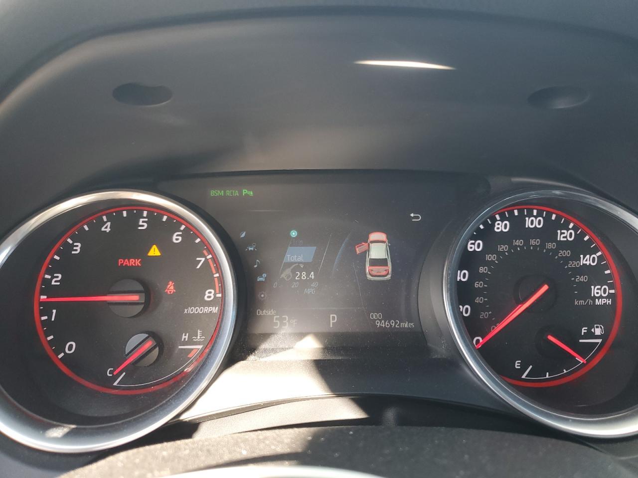 2018 Toyota Camry - zdjęcie 9