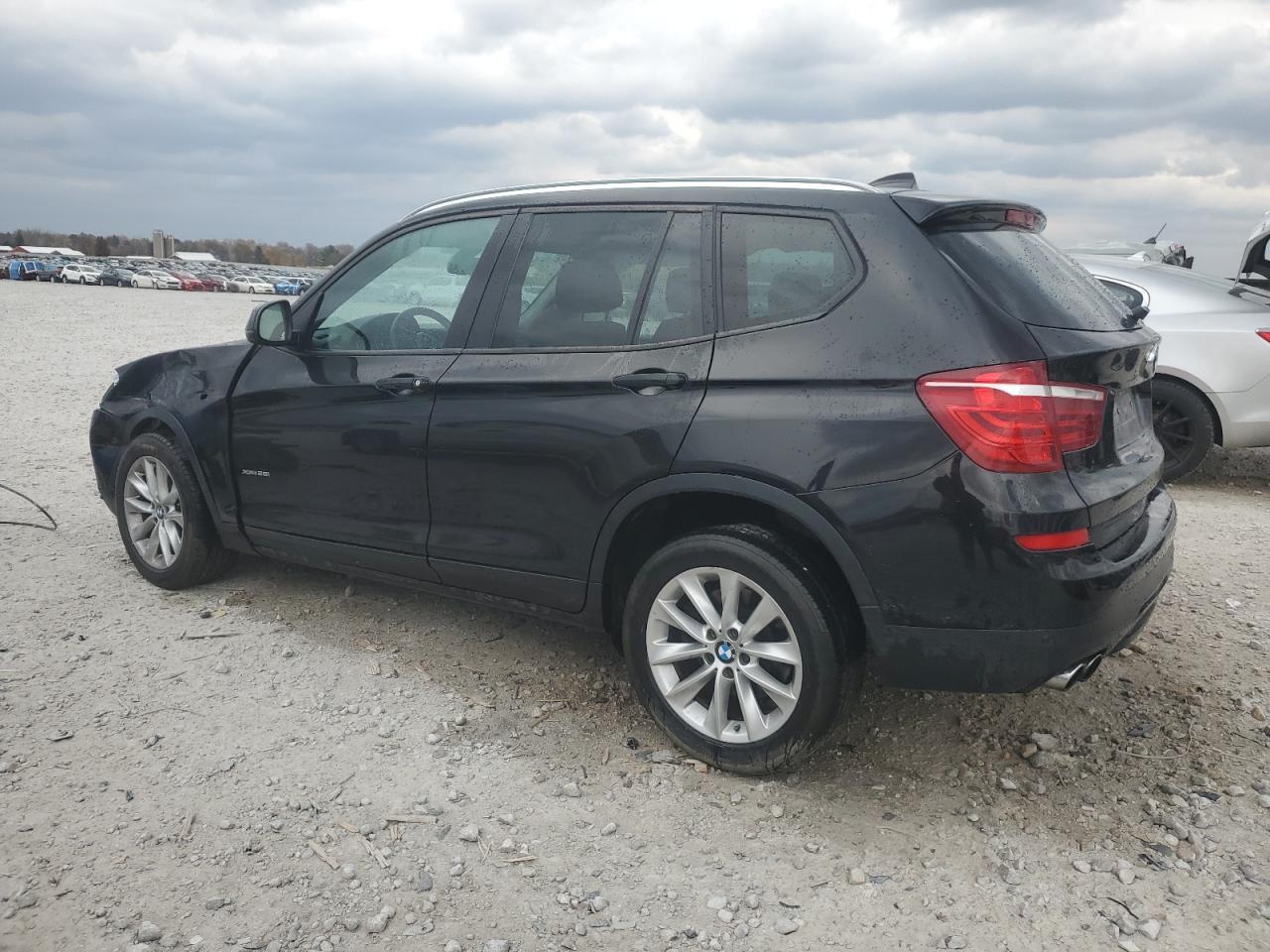 2017 BMW X3 xDrive28I - zdjęcie 2