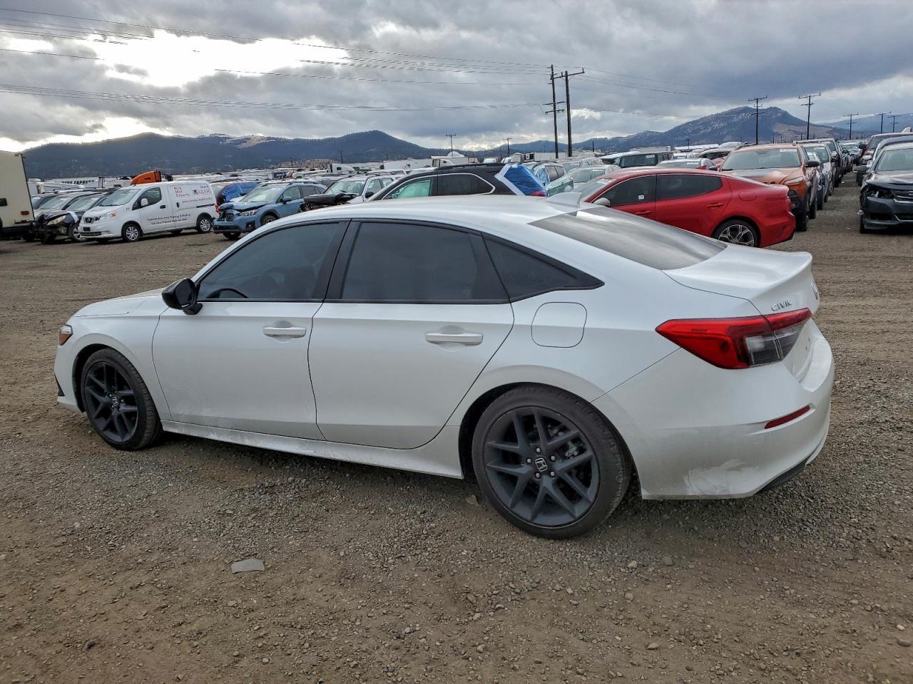 2022 Honda Civic Sport - zdjęcie 2