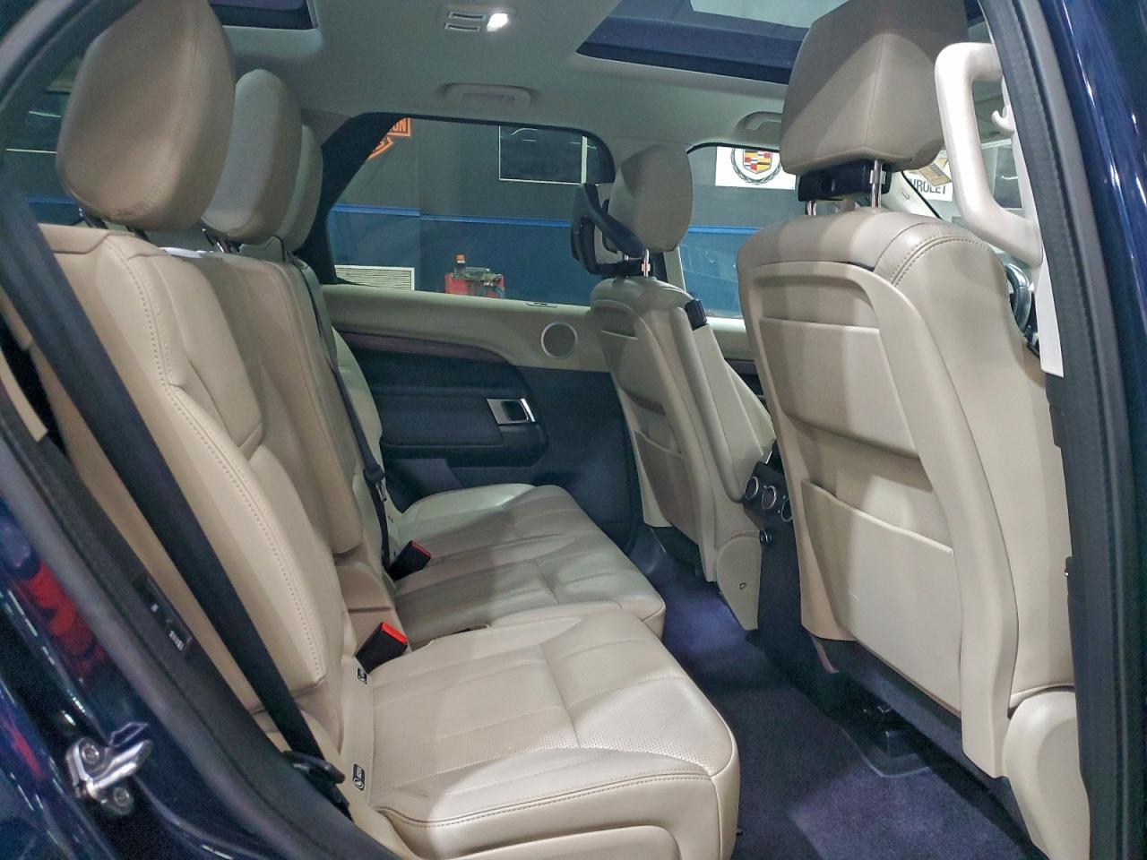 2020 Land Rover Discovery Hse - zdjęcie 11
