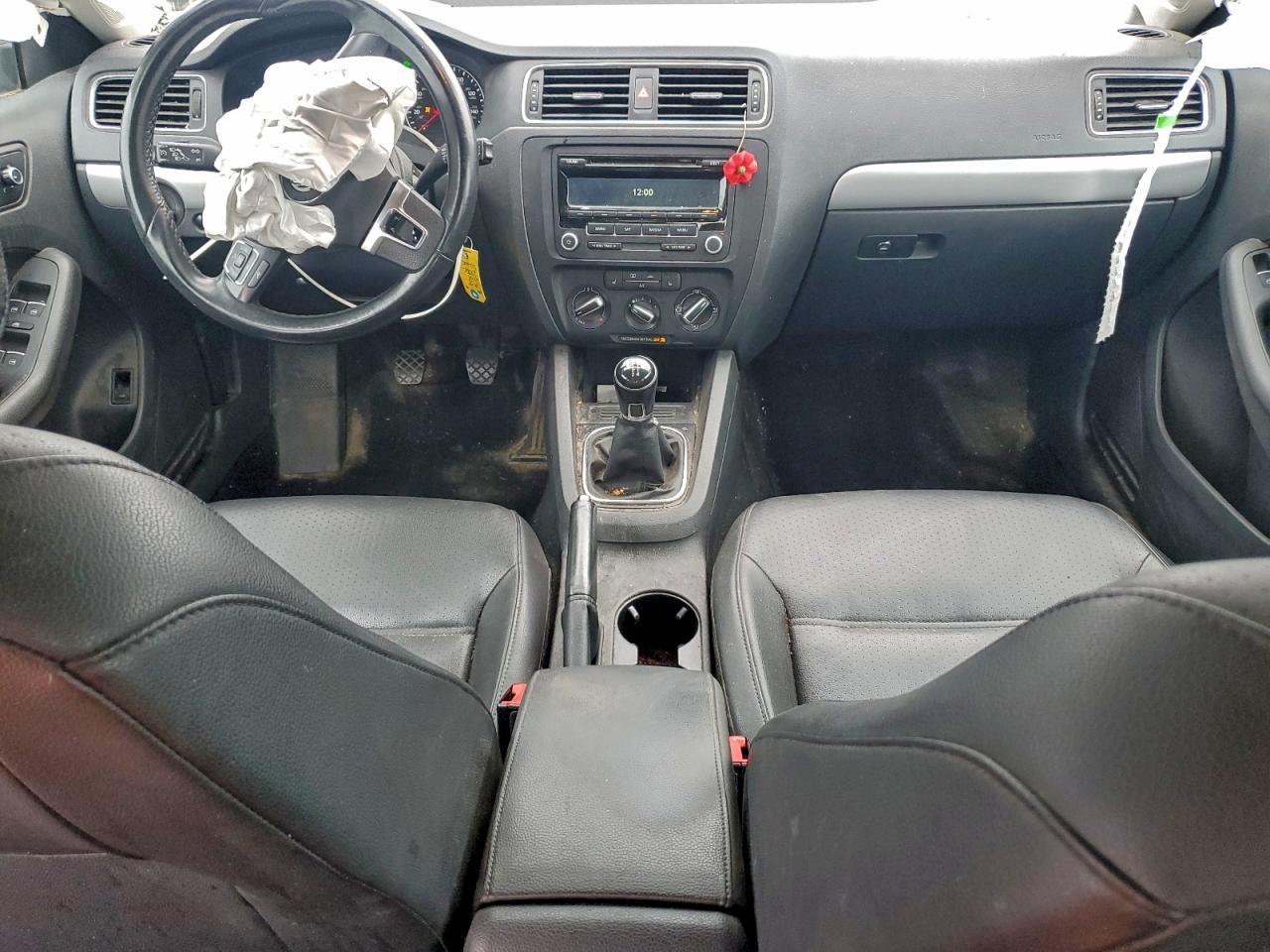 2014 Volkswagen Jetta - zdjęcie 8