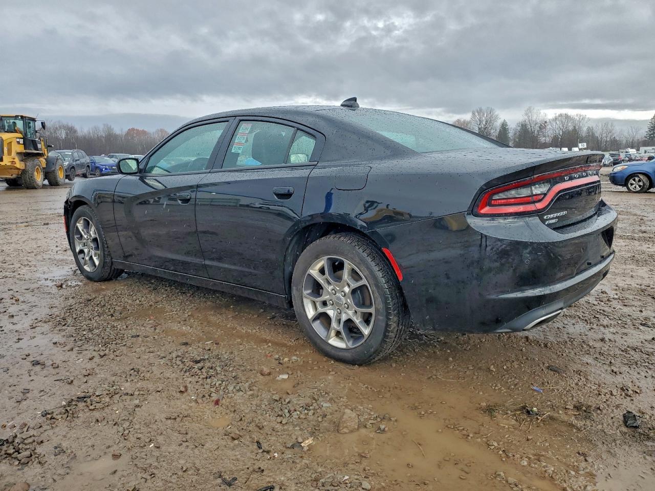 2015 Dodge Charger - zdjęcie 2