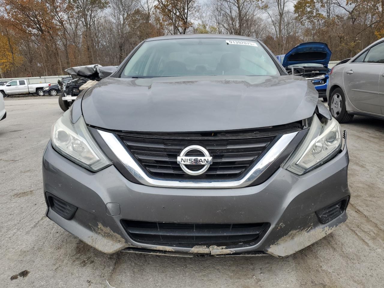 2016 Nissan Altima - zdjęcie 5